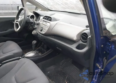 2013 Honda Fit z USA, uszkodzony, nr VIN JHMGE8H38DC059538